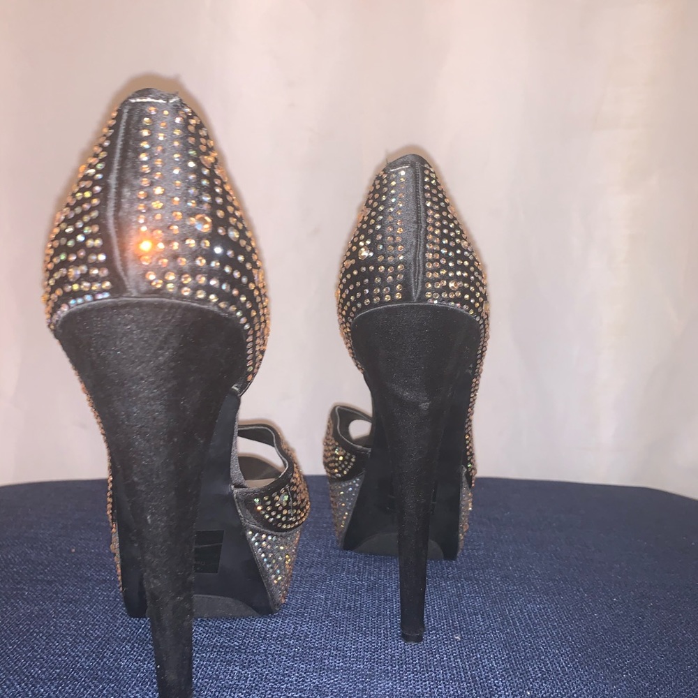 Black satin Iridescent crystal shows